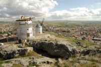 ラマンチャのコンスエグラの丘